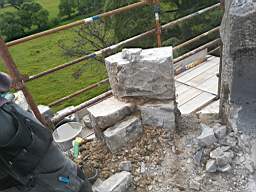 acastle 147250.jpg